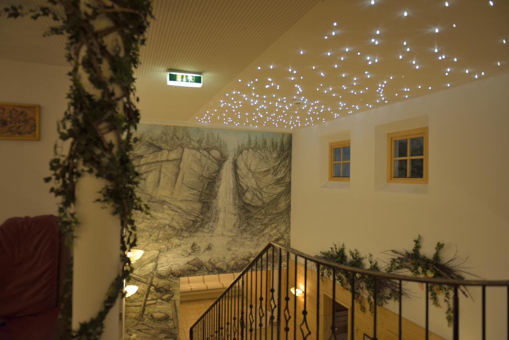 Hotel Traube Sankt Gallenkirch Ngoại thất bức ảnh