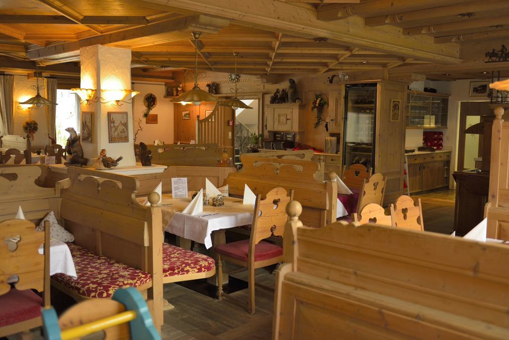 Hotel Traube Sankt Gallenkirch Ngoại thất bức ảnh