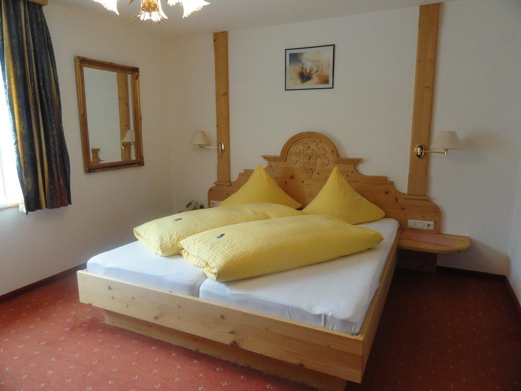 Hotel Traube Sankt Gallenkirch Phòng bức ảnh