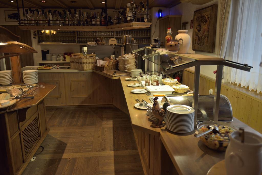 Hotel Traube Sankt Gallenkirch Ngoại thất bức ảnh